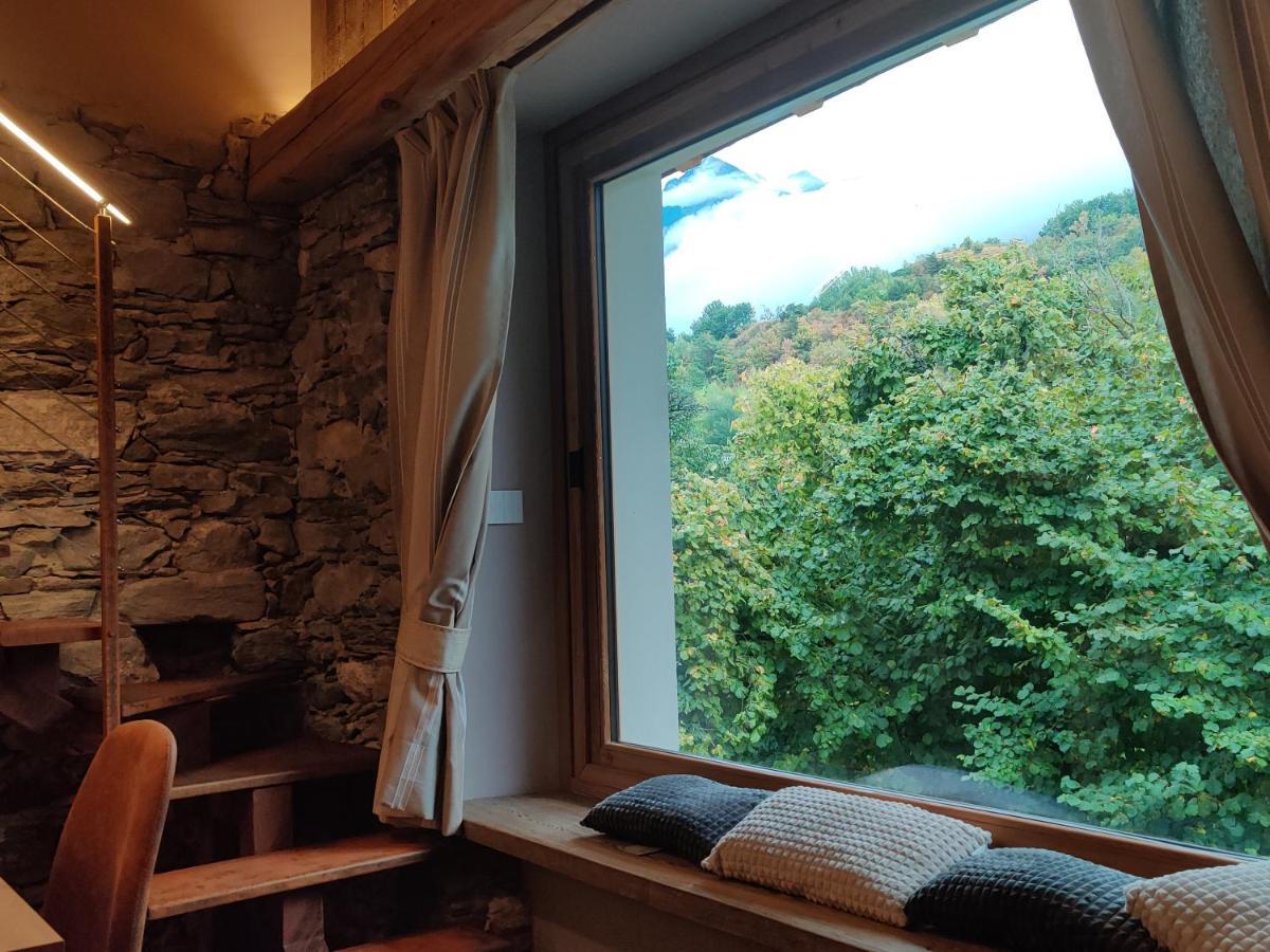 Appartamento Au Fond Du Bourg Aosta Esterno foto