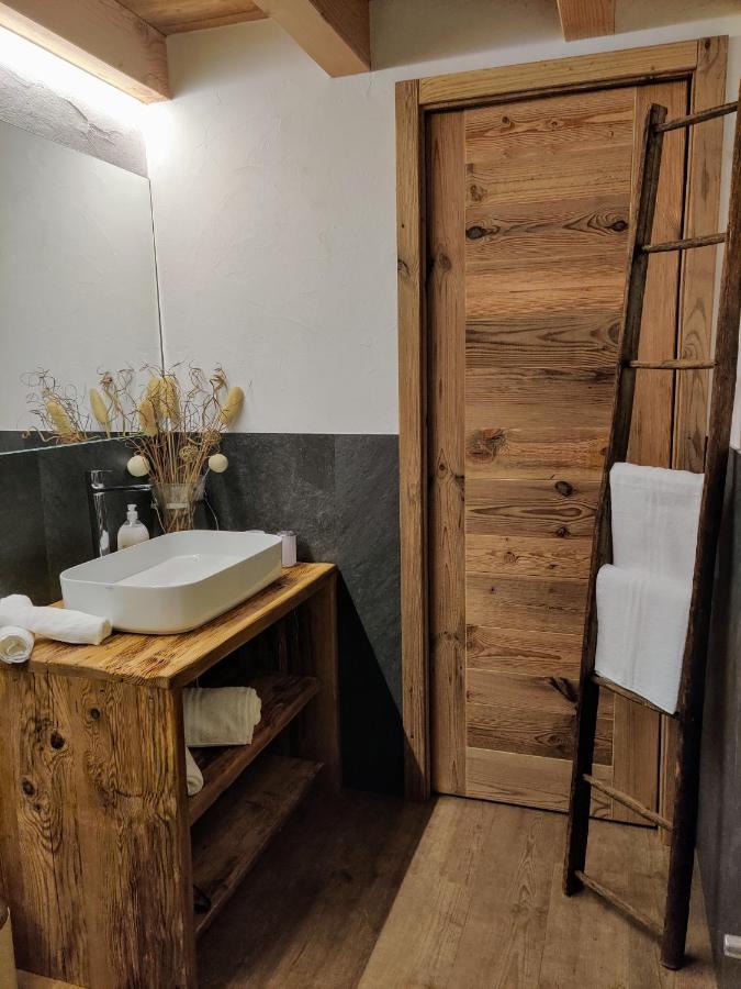 Appartamento Au Fond Du Bourg Aosta Esterno foto