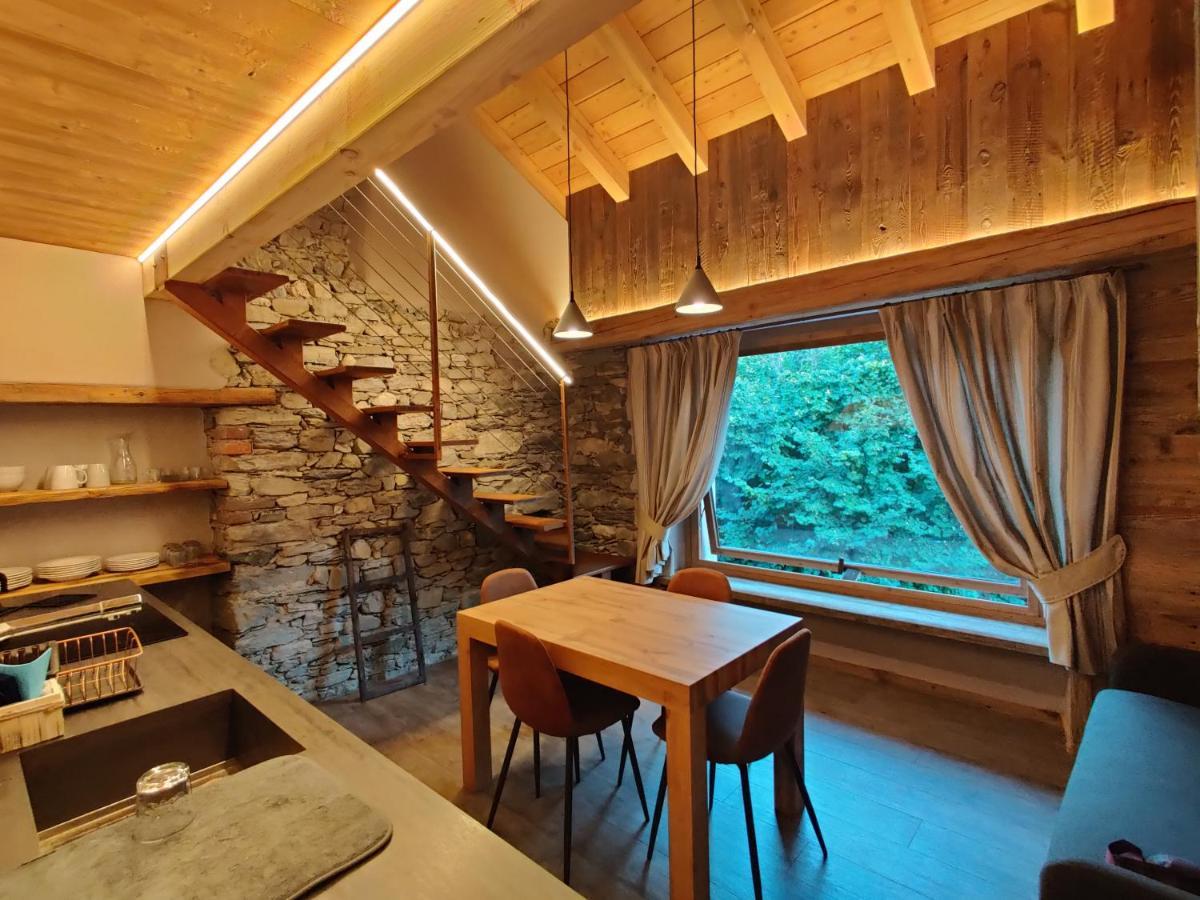 Appartamento Au Fond Du Bourg Aosta Esterno foto